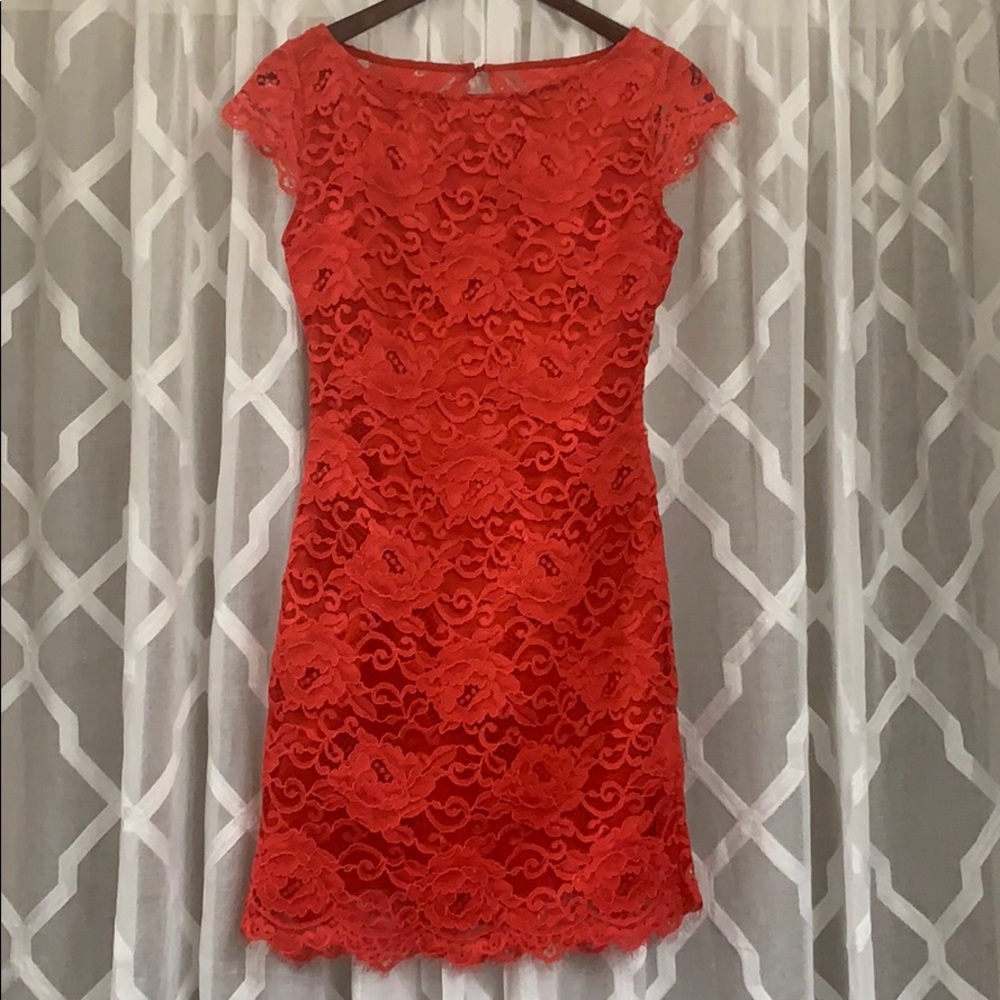 Lace red dress